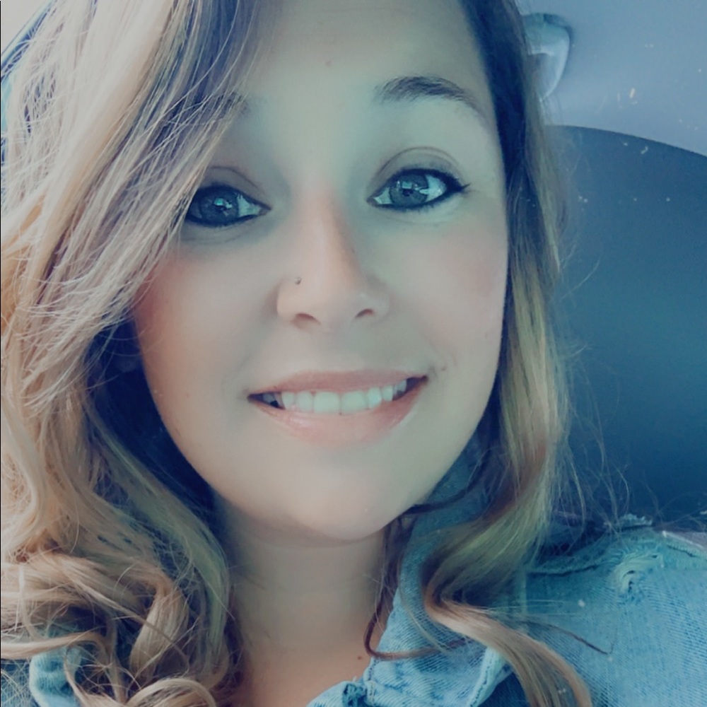 Meet your Posher, Chelsey